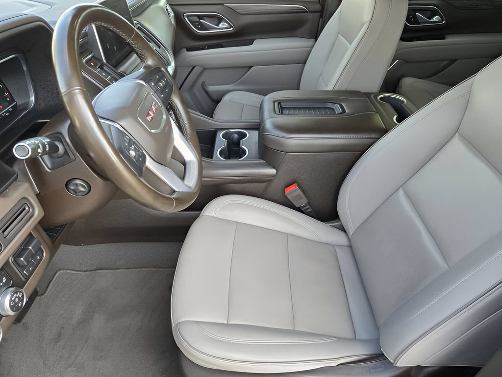 Used 2023 GMC Yukon SLT w/ SLT Luxury Package AWD/4WD image 23