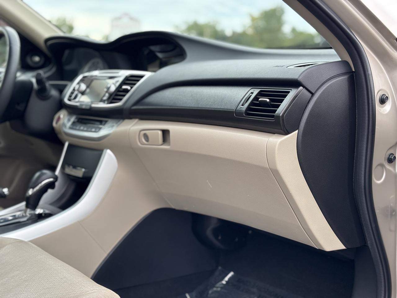 Used 2013 Honda Accord EX-L image 43
