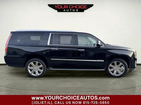 Used 2019 Cadillac Escalade ESV Luxury AWD/4WD image 10