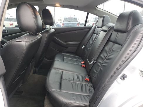 Used 2012 Nissan Altima 3.5 SR w/ Sport Pkg image 8