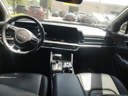 Used 2023 Kia Sportage SX AWD/4WD image 5