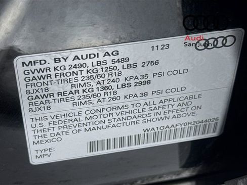 Used 2024 Audi Q5 2.0T Premium w/ Convenience Package image 42