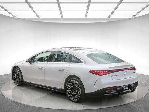 Certified 2023 Mercedes-Benz EQS 580 4MATIC Sedan image 2