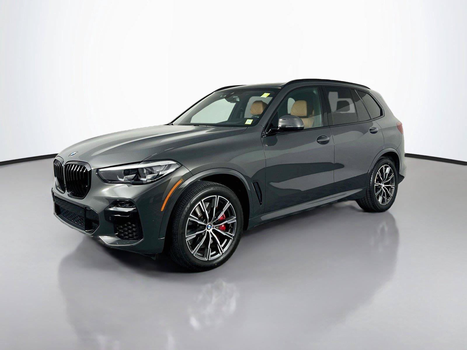 Used 2023 BMW X5 M50i w/ Climate Comfort Package AWD/4WD image 2