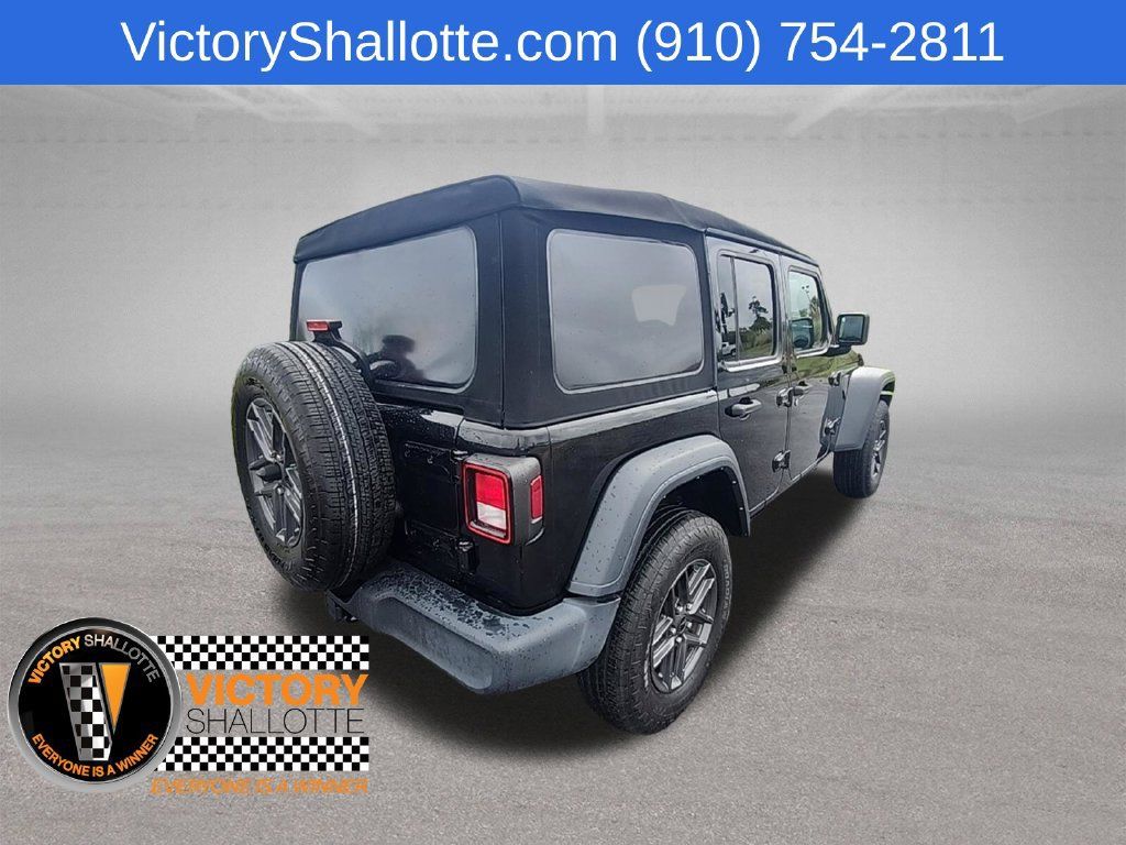 Used 2024 Jeep Wrangler Unlimited Sport AWD/4WD image 28