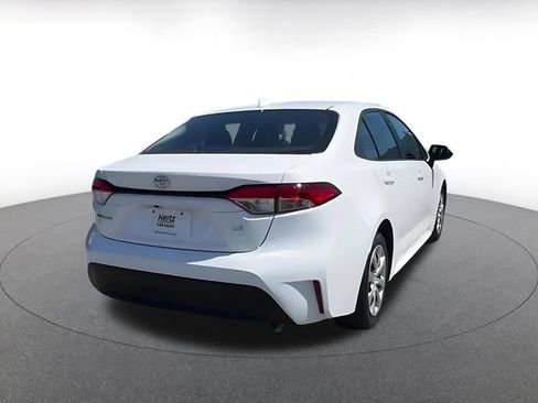 Used 2025 Toyota Corolla LE FWD image 15
