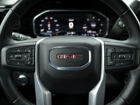 Used 2025 GMC Sierra 1500 SLT image 11