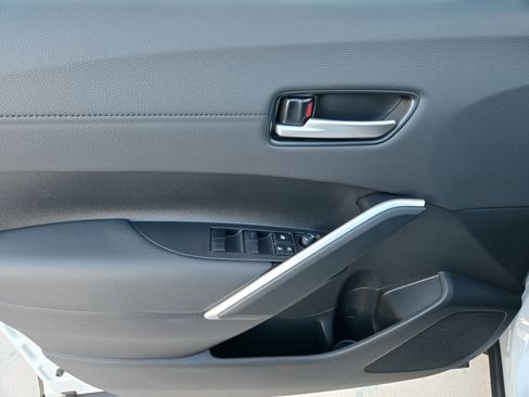 New 2026 Toyota Corolla Cross XSE image 18