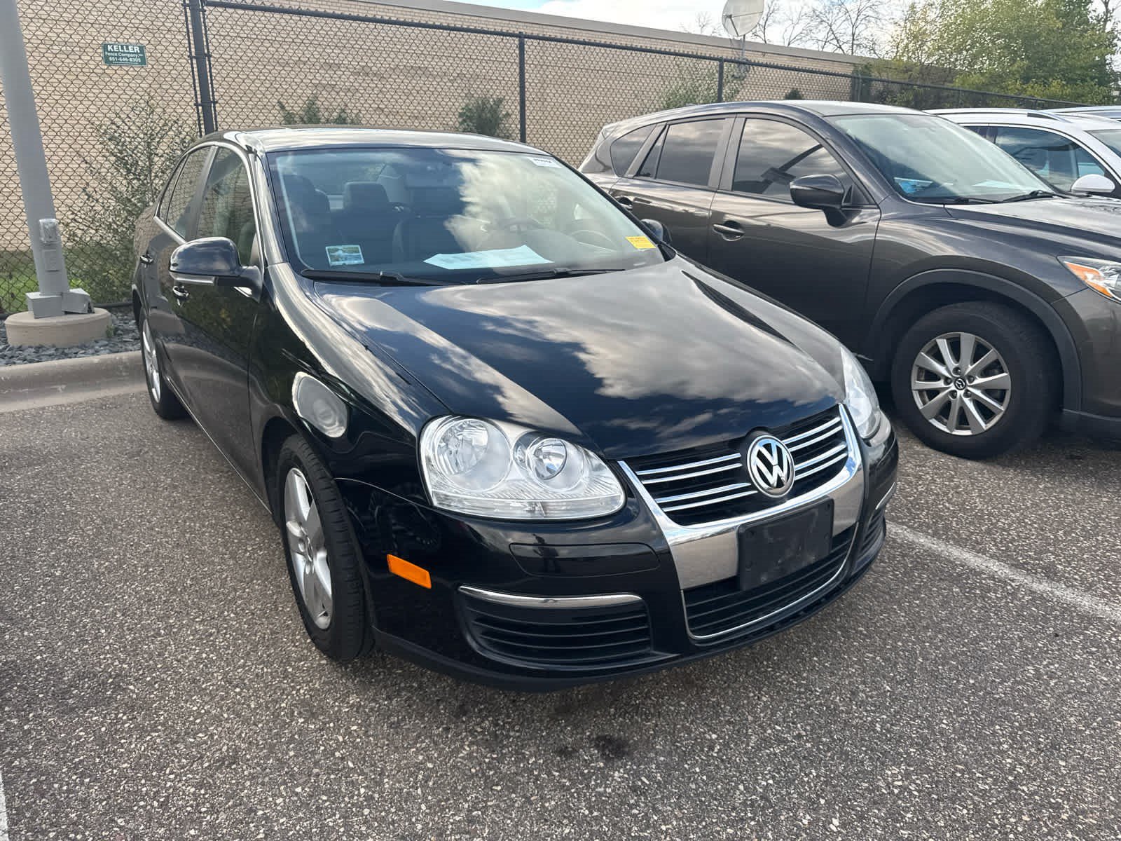 Used 2008 Volkswagen Jetta SE FWD image 2