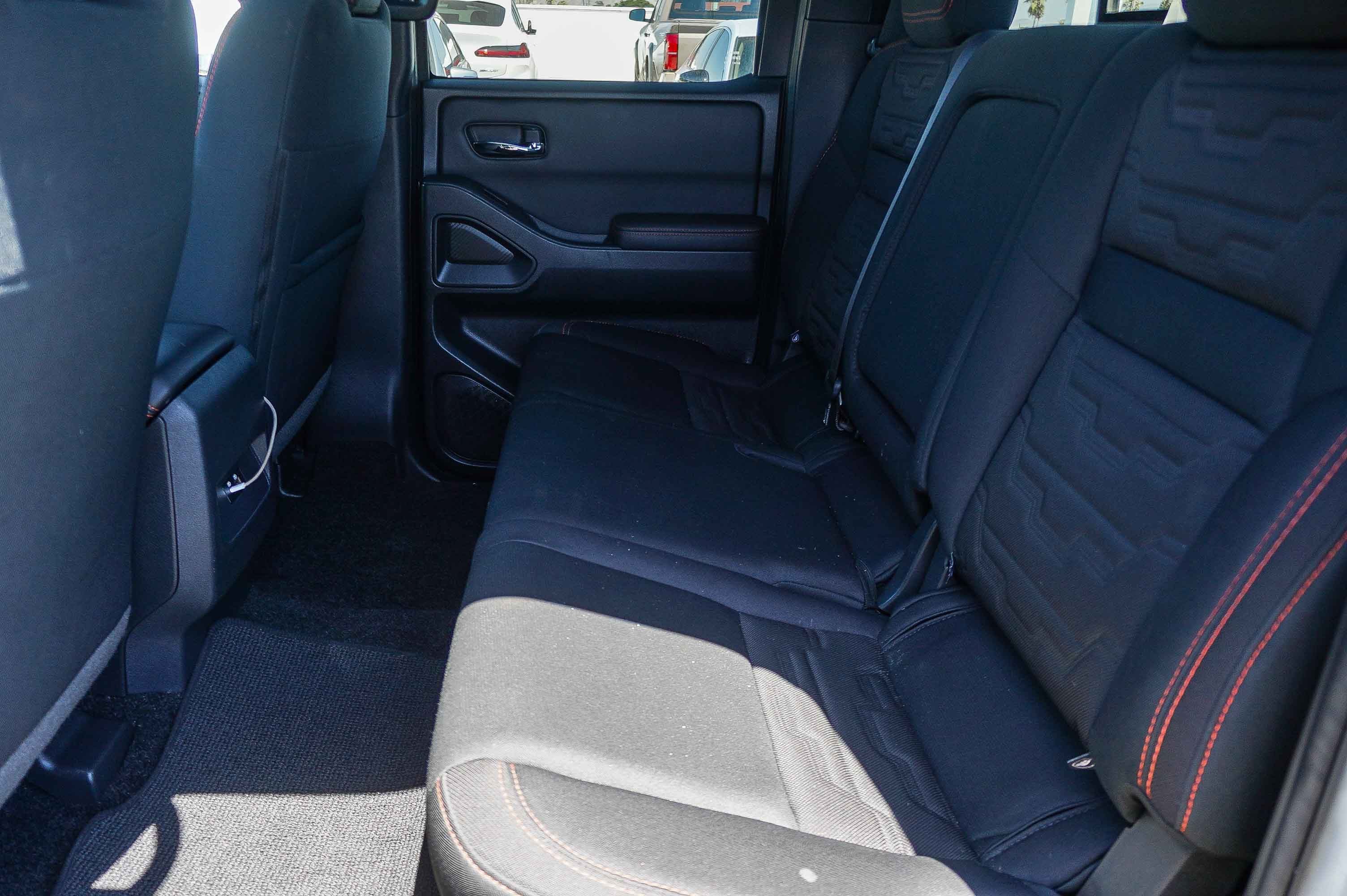 Used 2024 Nissan Frontier PRO-4X AWD/4WD image 22