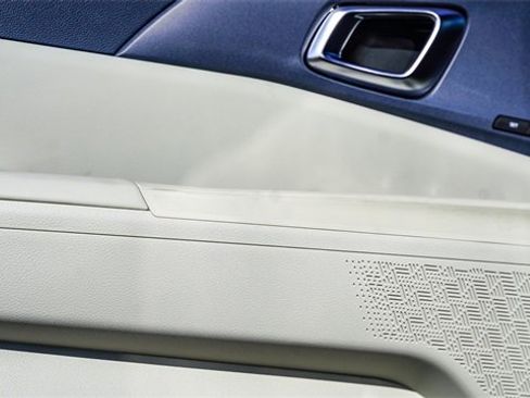 New 2026 Kia Carnival SX image 23