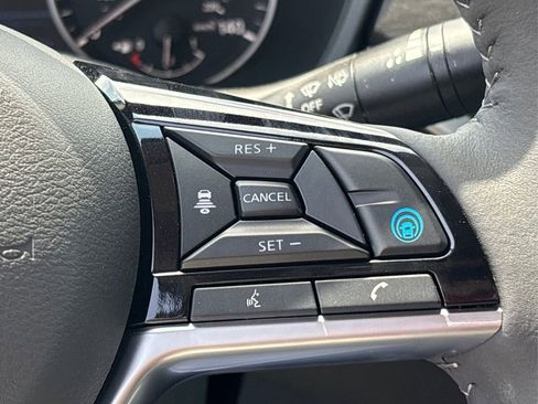 New 2025 Nissan Altima 2.5 SL image 17