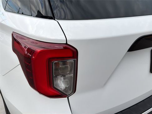 Used 2020 Ford Explorer ST w/ ST High-Performance Pack image 11