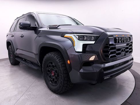Used 2023 Toyota Sequoia TRD Pro AWD/4WD image 9