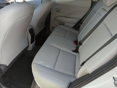 Used 2024 Hyundai Kona Limited image 12