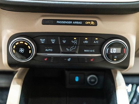 Used 2020 Ford Escape SEL AWD/4WD image 28
