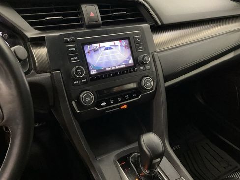 Used 2019 Honda Civic Sport image 14