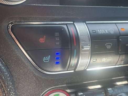Used 2017 Ford Mustang GT Premium w/ Equipment Group 401A RWD image 21