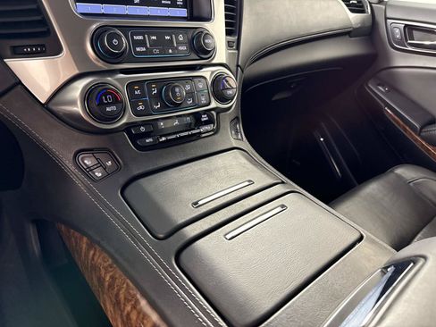Used 2019 Chevrolet Tahoe Premier AWD/4WD image 27