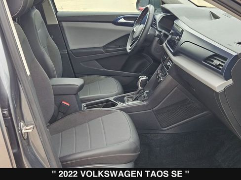 Used 2022 Volkswagen Taos SE FWD image 29