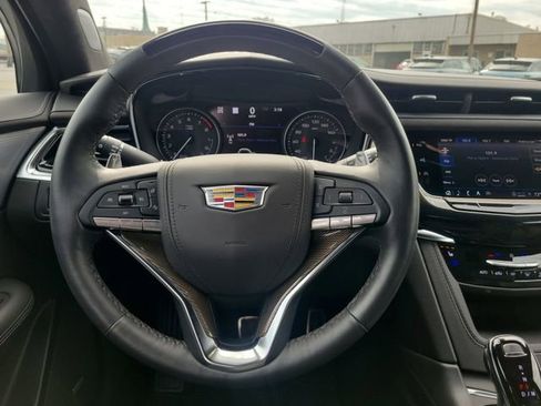 New 2025 Cadillac XT6 Sport w/ Platinum Package AWD/4WD image 9