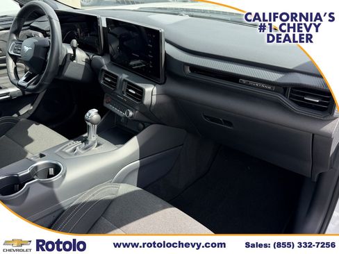 Used 2025 Ford Mustang Coupe RWD image 7