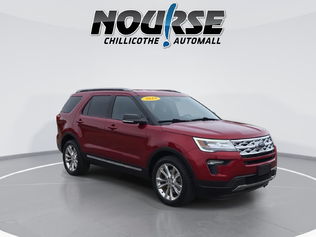Used 2019 Ford Explorer XLT w/ Equipment Group 201A AWD/4WD image 2