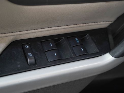 Used 2014 Ford Edge Limited FWD image 21