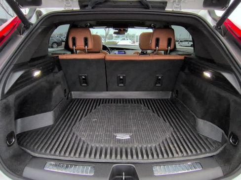 Used 2020 Cadillac XT4 Premium Luxury image 34