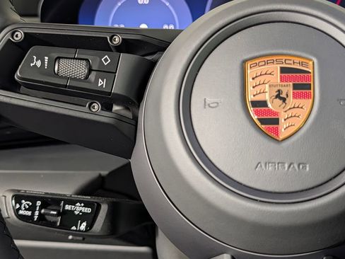 New 2026 Porsche Macan 4 Electric AWD/4WD image 39