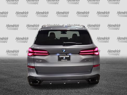 New 2026 BMW X5 xDrive40i w/ M Sport Package AWD/4WD image 7