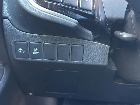 Used 2020 Mitsubishi Outlander SEL image 15