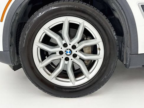 Used 2022 BMW X5 xDrive40i AWD/4WD image 30