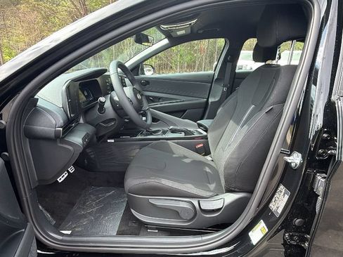 New 2026 Hyundai Elantra Sport FWD image 10