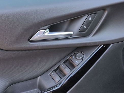 New 2026 Chevrolet Equinox LT w/ Safety and Technology Package image 8