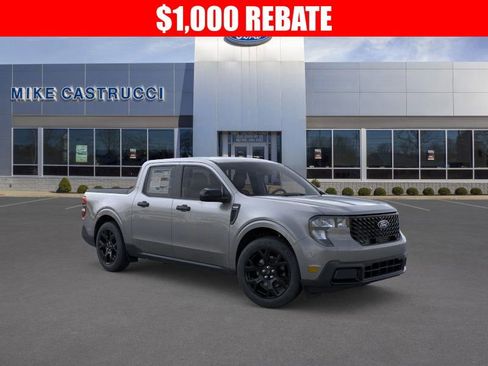 New 2025 Ford Maverick XLT w/ Black Appearance Package image 7