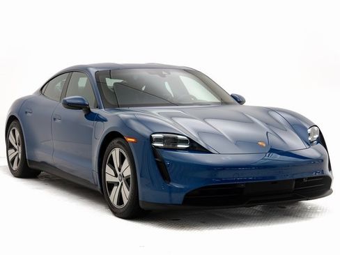 Used 2023 Porsche Taycan image 27