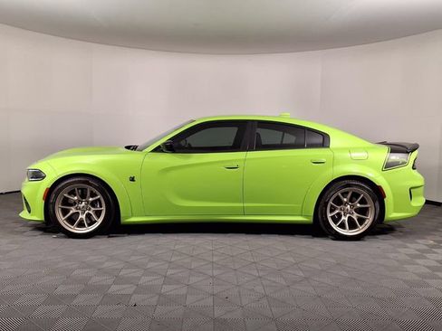 Used 2023 Dodge Charger Scat Pack RWD image 4