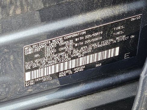 Used 2023 Toyota Venza XLE AWD/4WD image 27