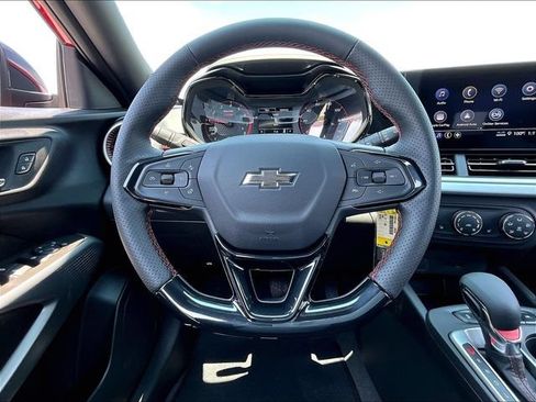 New 2026 Chevrolet Trax RS w/ Sunroof Package FWD image 16