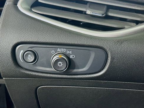 Used 2024 Chevrolet Malibu LT image 21