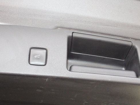 Used 2022 Ford Escape SEL image 55