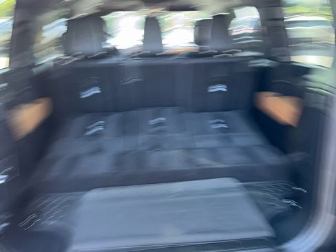 Used 2023 Land Rover Defender 130 X image 14