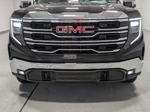 Used 2023 GMC Sierra 1500 SLT w/ SLT Premium Plus Package image 2