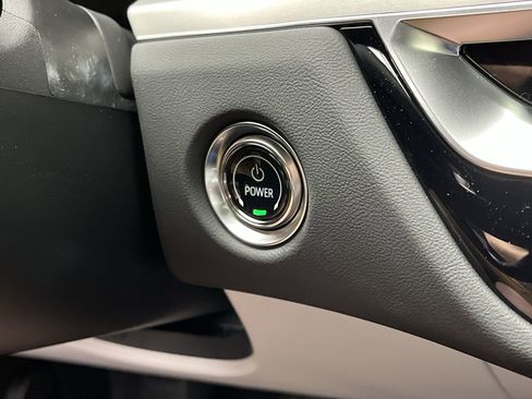 New 2025 Cadillac Lyriq Luxury image 20