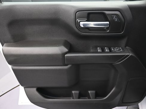 Used 2022 Chevrolet Silverado 1500 Custom image 21