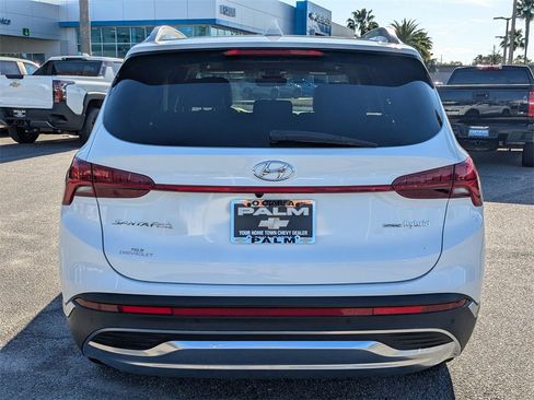 Used 2023 Hyundai Santa Fe Limited image 4
