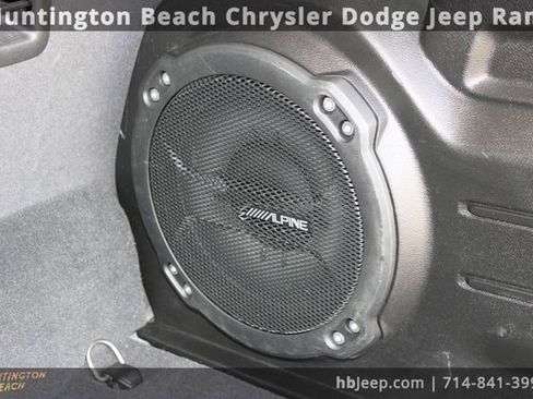 Used 2023 Jeep Wrangler Unlimited Sahara image 46