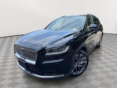 Used 2023 Lincoln Nautilus Reserve w/ Equipment Group 201A AWD/4WD image 2