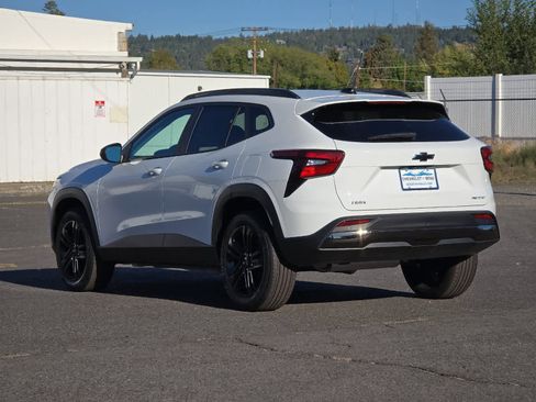 New 2025 Chevrolet Trax ACTIV w/ Driver Confidence Package image 6